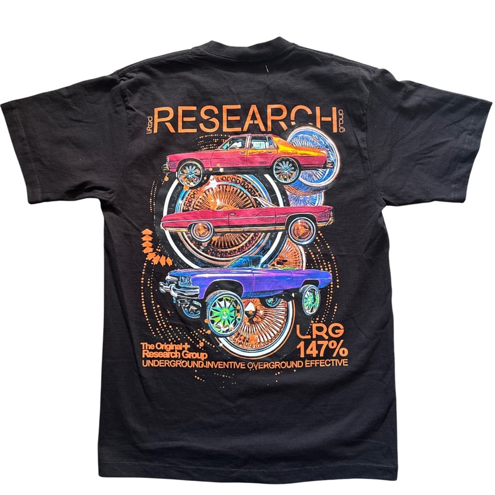 LRG Clothing Company Black Graphic T Shirt Men's Size Medium Cars Wheels Art‎